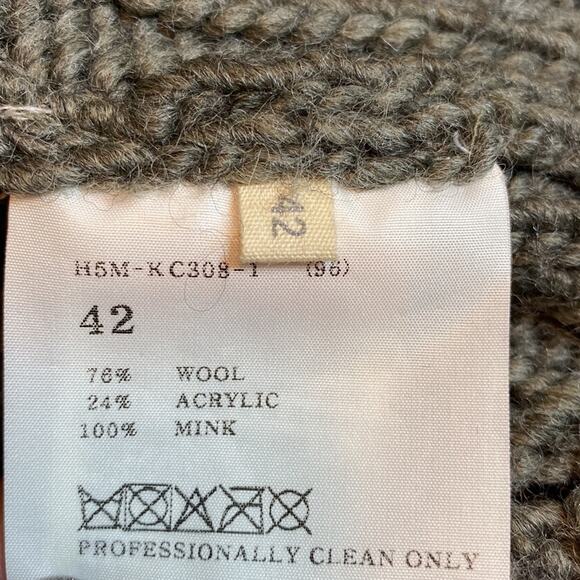 Hanii Y Gray Wool crocheted asymmetrical wrap sweater size large - Picture 8 of 9